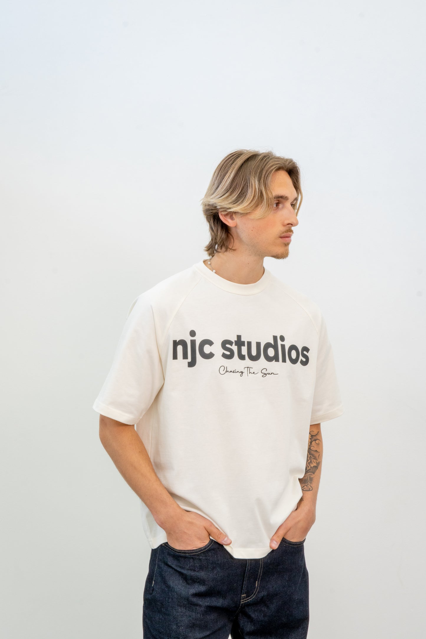 v2 circuit raglan t-shirt
