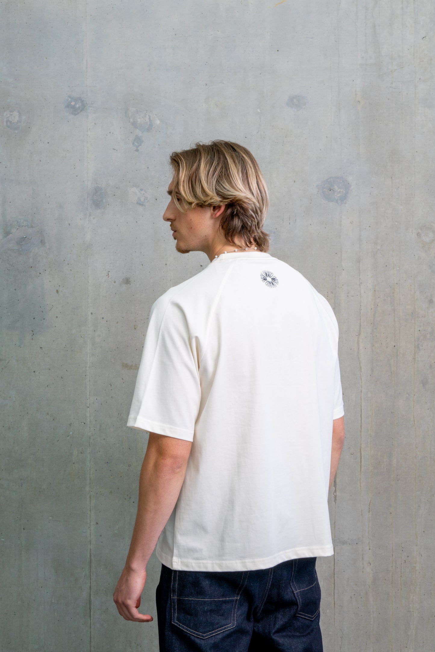 v2 circuit raglan t-shirt